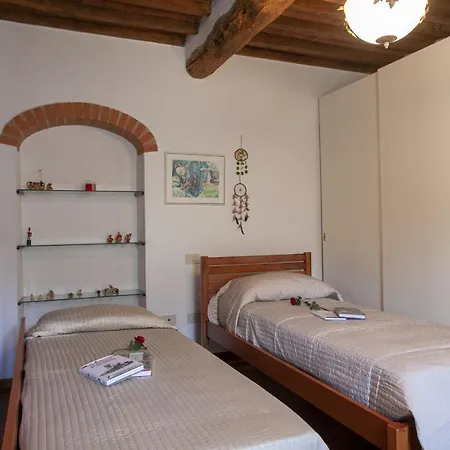 Casa Andrea Pietrasanta